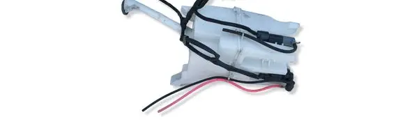 Nissan X-Trail T32 Windshield washer fluid reservoir/tank 