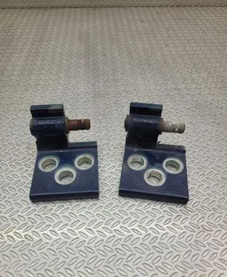 Mercedes-Benz Vito Viano W447 Front door hinge set 
