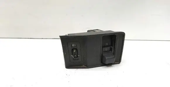 BMW 5 E34 Fog light switch 8110498