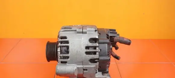 Opel Insignia A Generator/alternator M57D30 11MB21