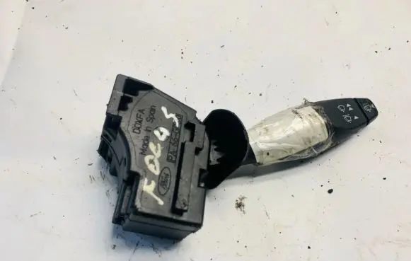Ford Focus Wiper control stalk