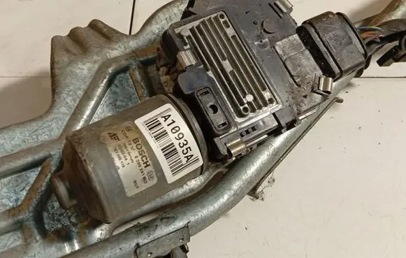 Volkswagen Sharan Wiper motor 0390241803