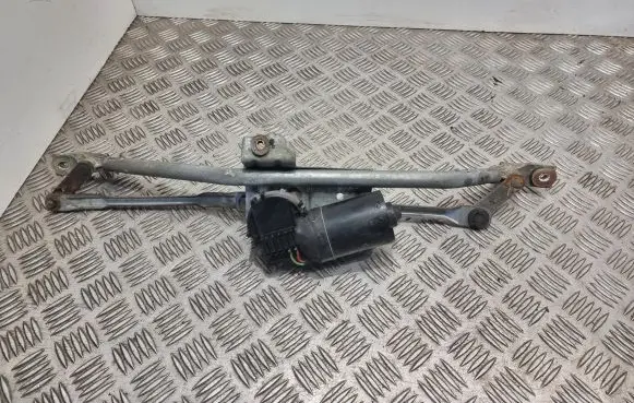 Audi A4 S4 B5 8D Front wiper linkage and motor 8D1955113B 0390241132