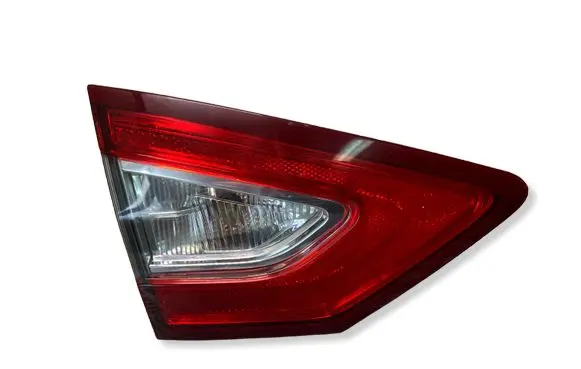 Ford Fusion II Tailgate rear/tail lights DS7313A603AD