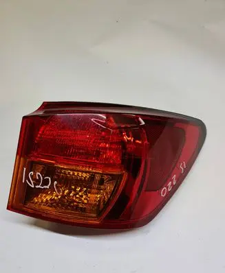 Lexus IS 220D-250-350 Rear/tail lights