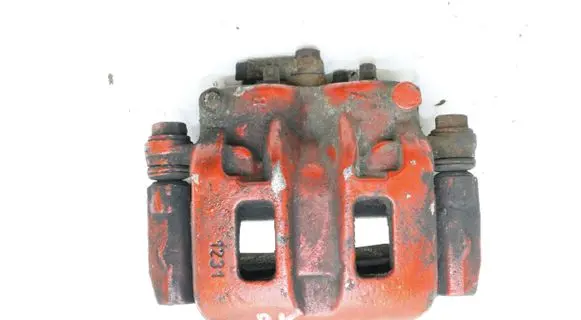 Mitsubishi Pajero Front brake caliper