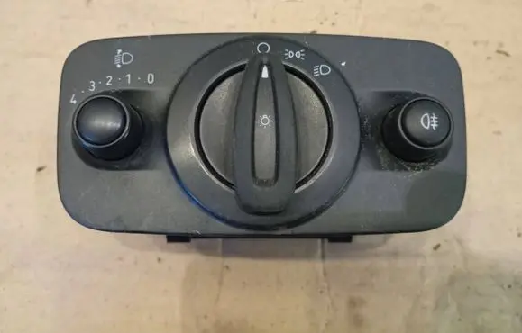 Ford Fiesta Light switch 8A6T13A024AB 10004133 100203C