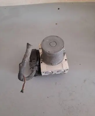 Mercedes-Benz Sprinter W906 ABS Pump 0265951522