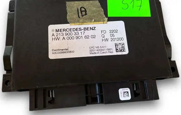 Mercedes-Benz E W213 Central body control module S517 A2139003317