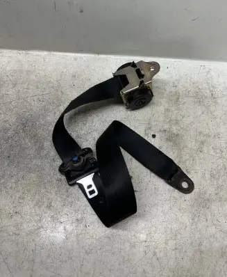 Ford C-MAX I Front seatbelt