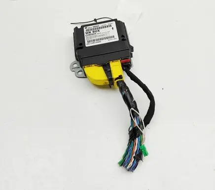 Jeep Grand Cherokee (WK) Airbag control unit/module 68222888AA 0285012021