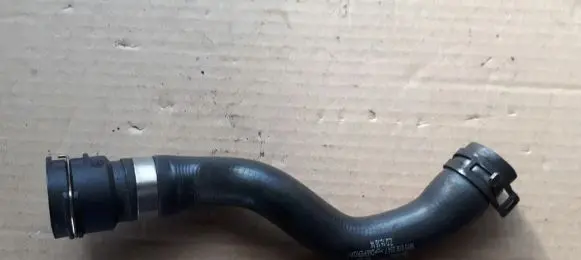 Audi A4 S4 B9 Engine coolant pipe/hose 8W0819334F