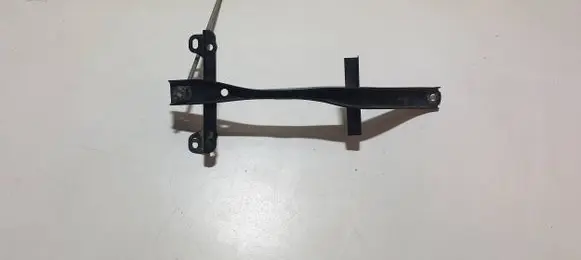 Toyota RAV 4 (XA40) Battery bracket 