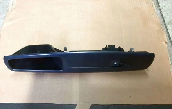 Renault Megane III Tailgate/trunk/boot open switch 17232619158