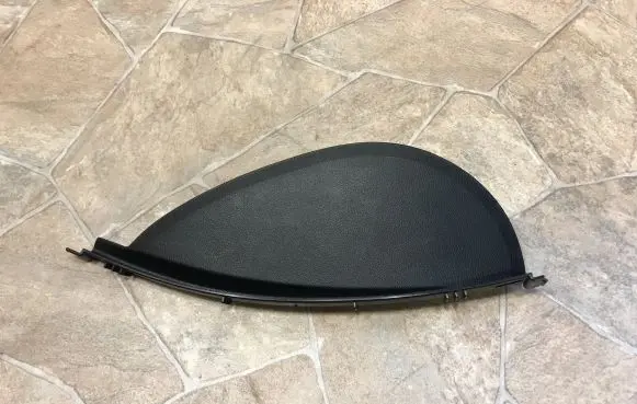 BMW 3 E90 E91 Dashboard glove box trim 7077820