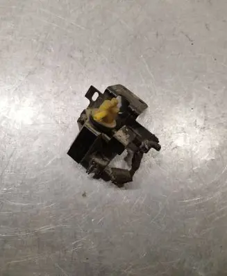 Opel Insignia A Turbo solenoid valve 55573362 70142003