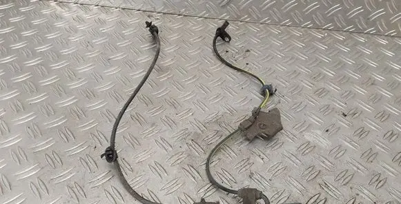 Toyota Verso ABS brake wheel speed sensor 8954202061