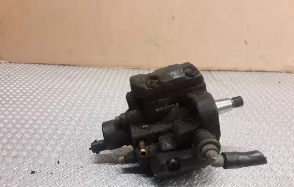 Alfa Romeo 156 Fuel injection high pressure pump 0445010071