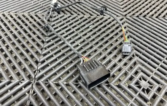 BMW iX Parking sensor (PDC) wiring loom 7590363