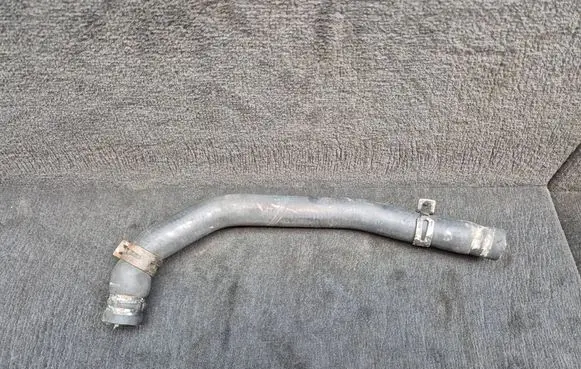 Audi A4 S4 B6 8E 8H Engine coolant pipe/hose 06B121058S