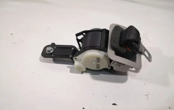 Mazda 6 Rear seatbelt DH74320B