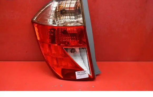 Honda FR-V Rear/tail lights 