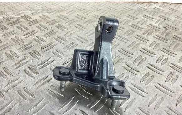Mercedes-Benz GLC X253 C253 Front door upper hinge X2531704