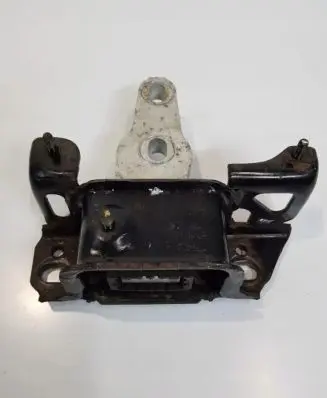 Ford Fiesta Engine mount vacuum valve 