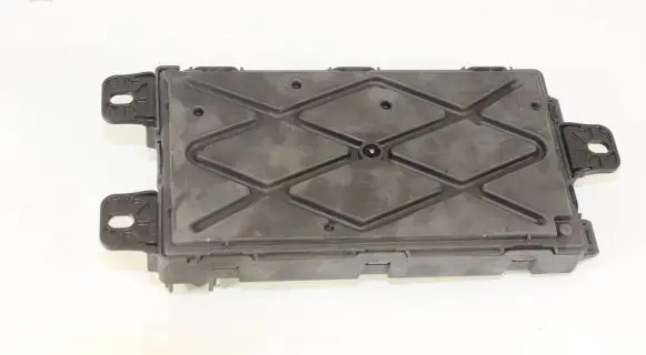 BMW 2 F22 F23 Fuse module 9329703 003000002 00000F4B