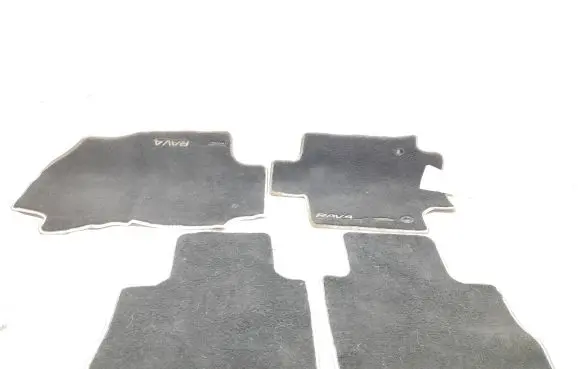 Toyota RAV 4 (XA50) Car floor mat set 