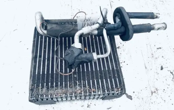 Mazda Premacy A/C cooling radiator (condenser)