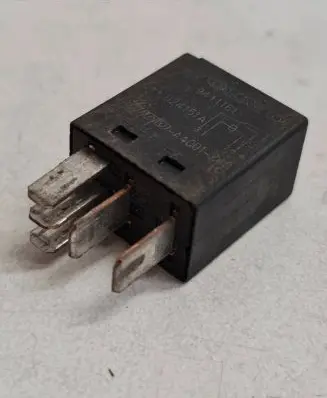 Volvo S60 Other relay 9441161 A4001740 024151A