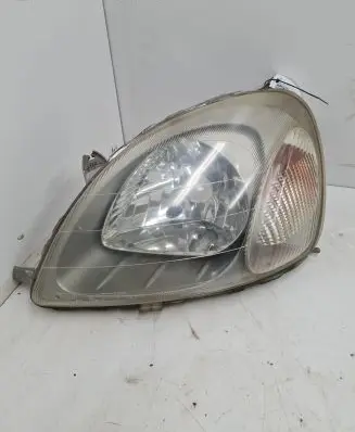 Toyota Yaris Headlight/headlamp
