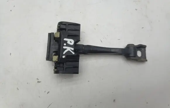 BMW 1 E81 E87 Front door check strap stopper 7070333