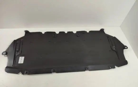 BMW 5 G30 G31 G38 Engine splash shield/under tray 51757340168 7340168