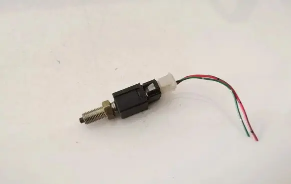 Peugeot 407 Brake pedal sensor switch