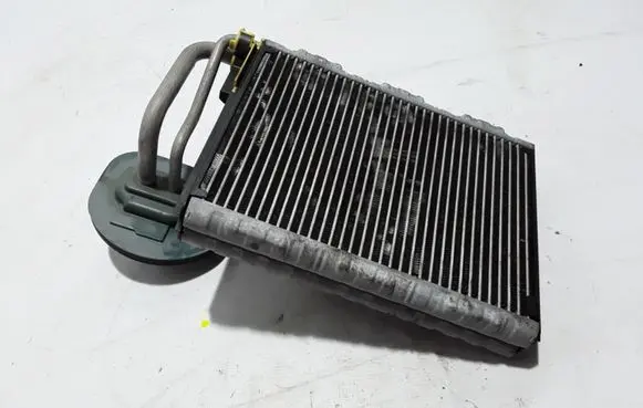 BMW 5 GT F07 Air conditioning (A/C) radiator (interior) 9220752