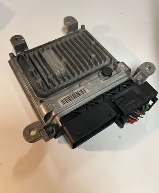 Mercedes-Benz E W212 Engine control unit/module A0064461540 A6519007500 28336101