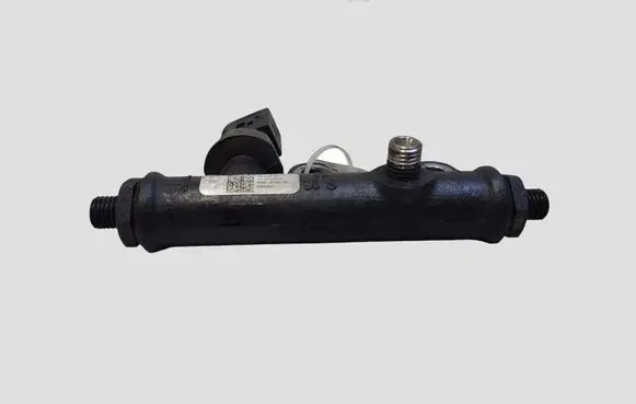 Land Rover Range Rover Sport L320 Fuel main line pipe A2C20001297 5WS40128 4R8Q9C066AE