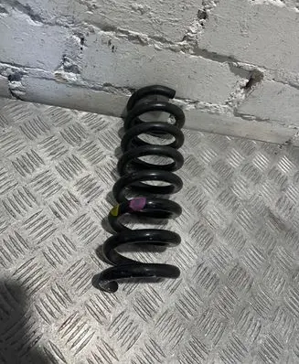 Mercedes-Benz C W204 Rear coil spring