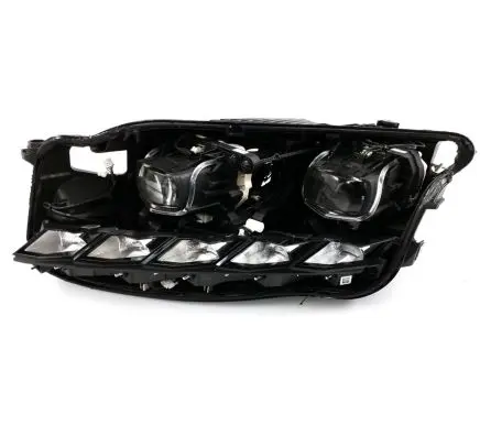 Volkswagen Touareg III Headlight/headlamp 761941081A