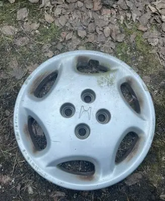 Honda Civic R14 wheel hub/cap/trim 44733ST3AE010