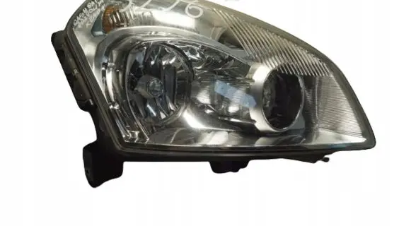 Nissan Qashqai Headlight/headlamp