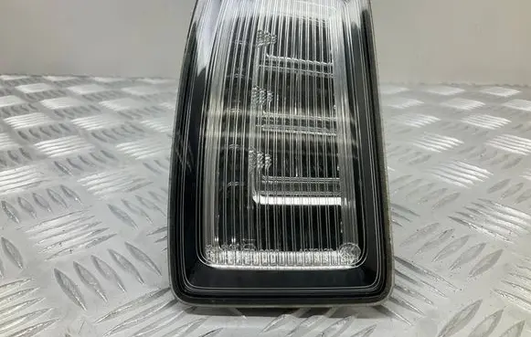 Audi A1 Boot/trunk interior light 8X0945095