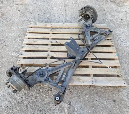 BMW Z3 E36 Rear axle beam 1090957 1094761 1094762