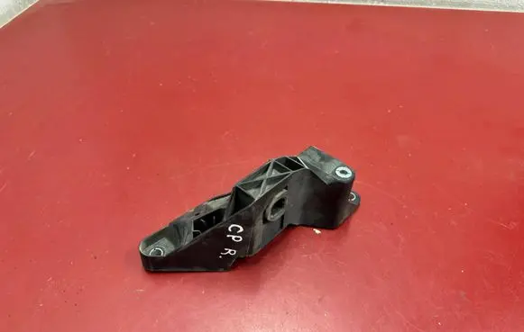 Chrysler Pacifica Radiator support slam panel bracket 68292238AB