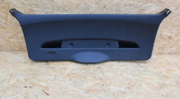 BMW 1 E81 E87 Tailgate/boot lid cover trim 7169975