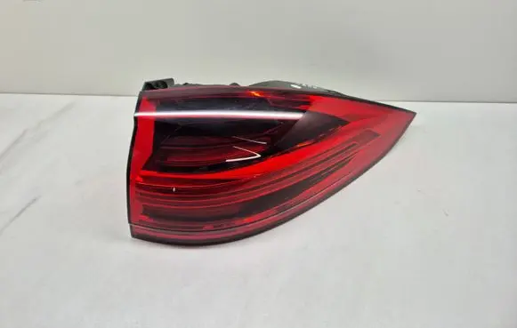Porsche Cayenne (92A) Rear/tail lights 7P5945208P