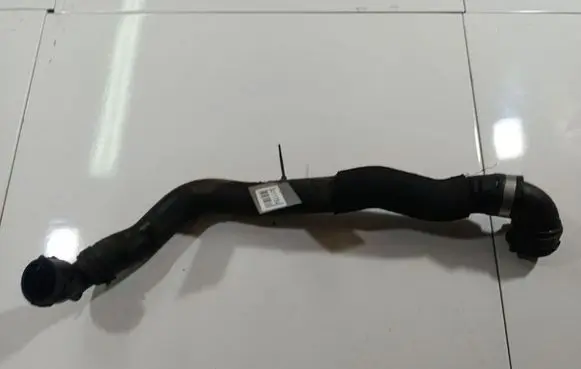 Volkswagen PASSAT CC Engine coolant pipe/hose 