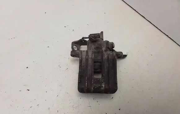 Volkswagen Golf IV Rear brake caliper